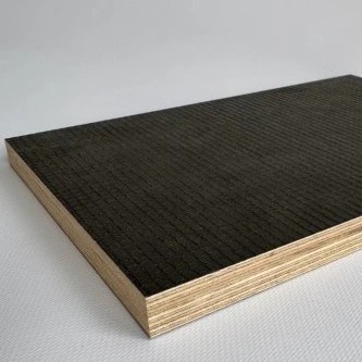 Protiskluzová překližka