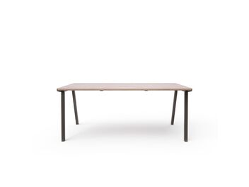 Stůl 1,8 m - dřevo